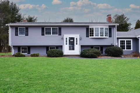 67 Sequoya Ln, Hanover, MA 02339 photo 2