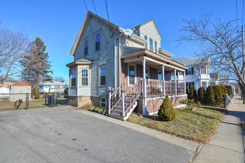 46 Frost St, Fall River, MA 02721 photo 2