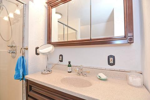 46 Frost St, Fall River, MA 02721 photo 16