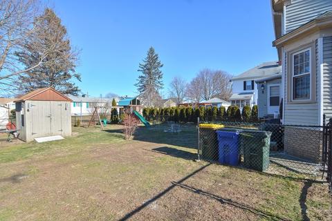 46 Frost St, Fall River, MA 02721 photo 3