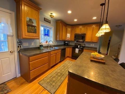 72 Main St, Sutton, MA 01590 photo 8