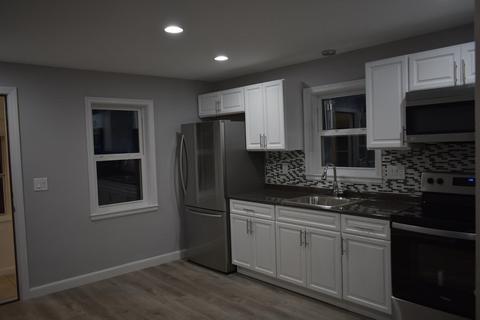 2 4th St, Worcester, MA 01602 photo 6