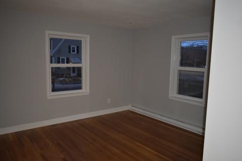2 4th St, Worcester, MA 01602 photo 14