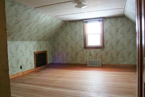 28 Deepdale Rd, Worcester, MA 01606 photo 14