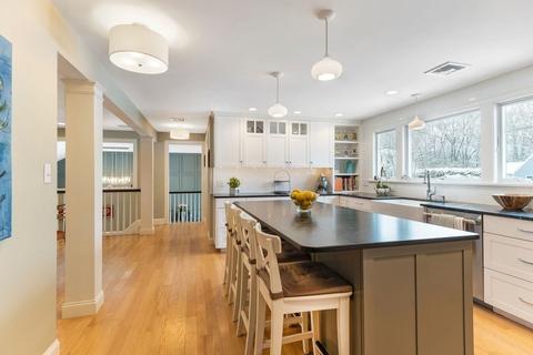 26 Barbara Ln, Reading, MA 01867 photo 13