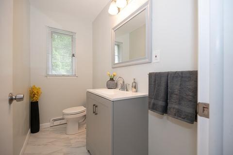 11 Old Brook Dr, Worcester, MA 01609 photo 22