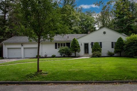 11 Old Brook Dr, Worcester, MA 01609 photo 1