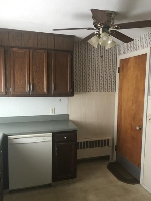 41 Upton St, Springfield, MA 01104 photo 6