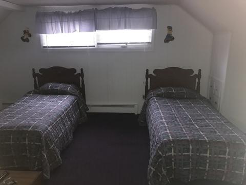 41 Upton St, Springfield, MA 01104 photo 22