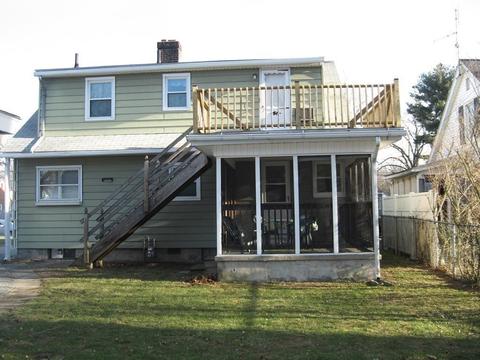 41 Upton St, Springfield, MA 01104 photo 32