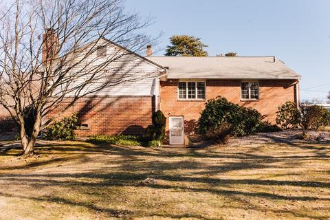 56 Princess Rd, Springfield, MA 01129 photo 8