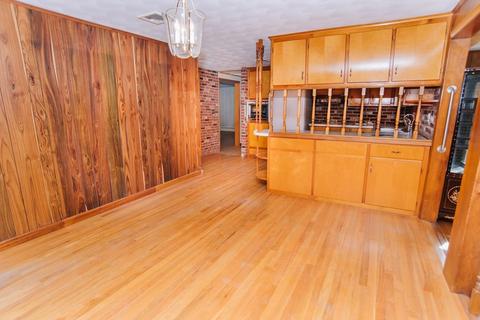 56 Princess Rd, Springfield, MA 01129 photo 16