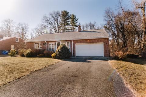 56 Princess Rd, Springfield, MA 01129 photo 2
