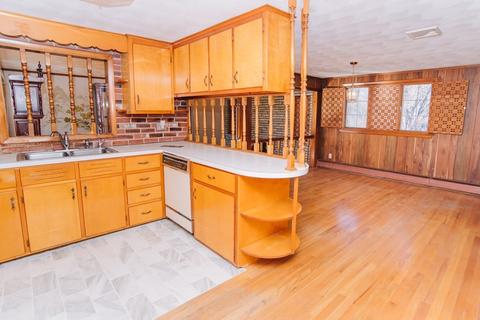 56 Princess Rd, Springfield, MA 01129 photo 14