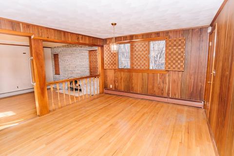 56 Princess Rd, Springfield, MA 01129 photo 12