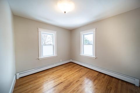31 Mower St, Worcester, MA 01602 photo 33