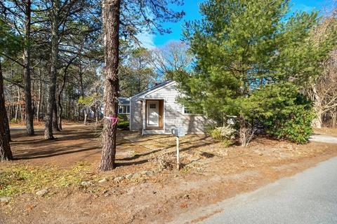 321 Monomoscoy Rd, Mashpee, MA 02649 photo 2