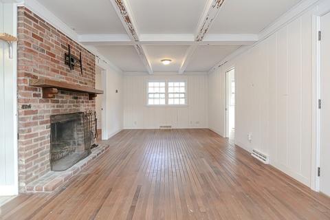 321 Monomoscoy Rd, Mashpee, MA 02649 photo 8