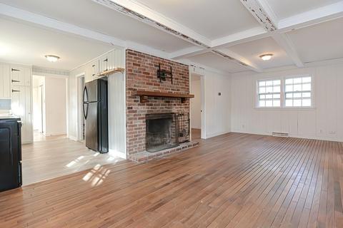 321 Monomoscoy Rd, Mashpee, MA 02649 photo 7