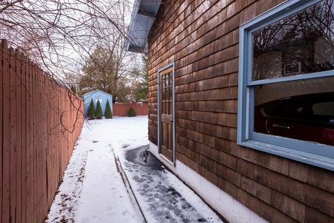 7 Robinson Rd, Beverly, MA 01915 photo 3