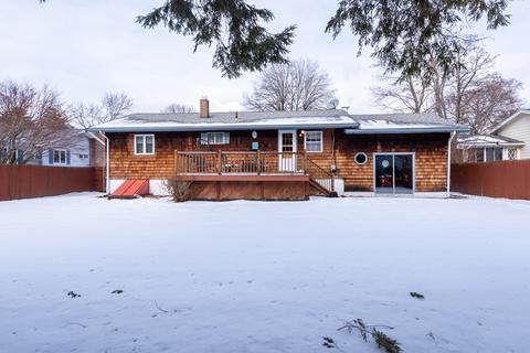 7 Robinson Rd, Beverly, MA 01915 photo 5