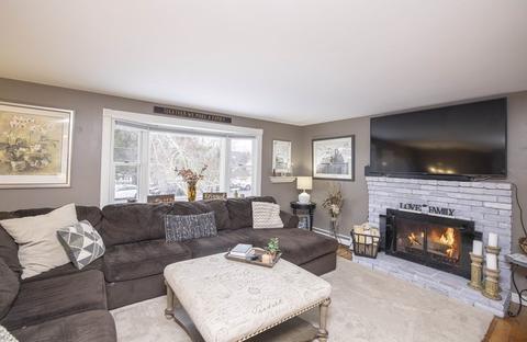 9 Dean St, Raynham, MA 02767 photo 1