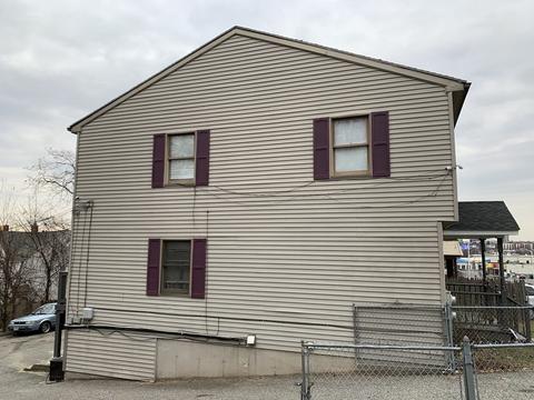 42 Longhill St, Springfield, MA 01108 photo 3