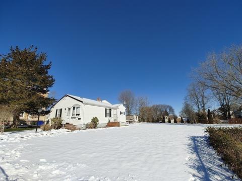 458 Buffinton St, Fall River, MA 02721 photo 5