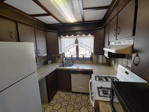 458 Buffinton St, Fall River, MA 02721 photo 29