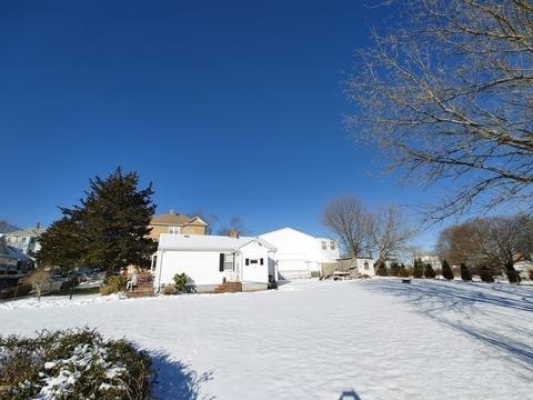 458 Buffinton St, Fall River, MA 02721 photo 10