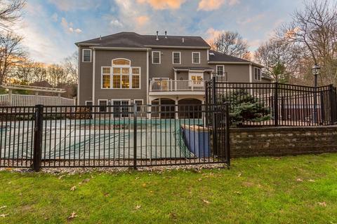 129 Brook St, Raynham, MA 02767 photo 32
