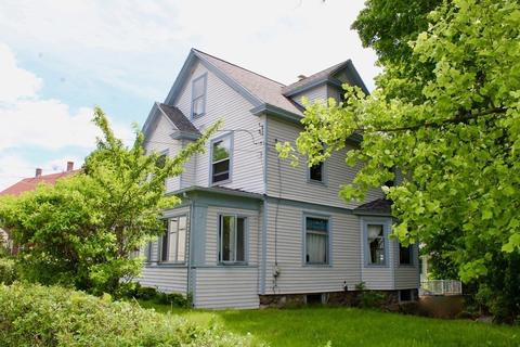 45 Concord St, Maynard, MA 01754 photo 2