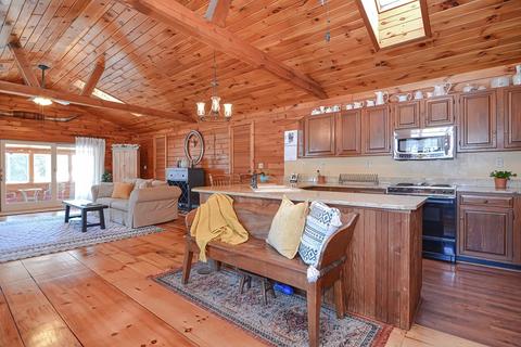 23 Pine Ln, Brookfield, MA 01506 photo 7