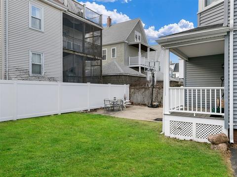 29 Chestnut St, Everett, MA 02149 photo 6