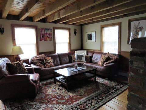 153 W River St, Upton, MA 01568 photo 7