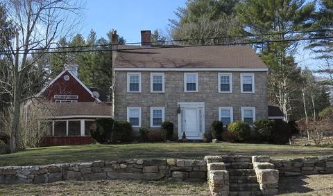 153 W River St, Upton, MA 01568 photo 1