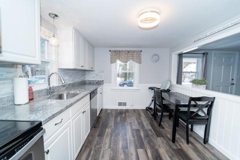16 Johnson St, Raynham, MA 02767 photo 12