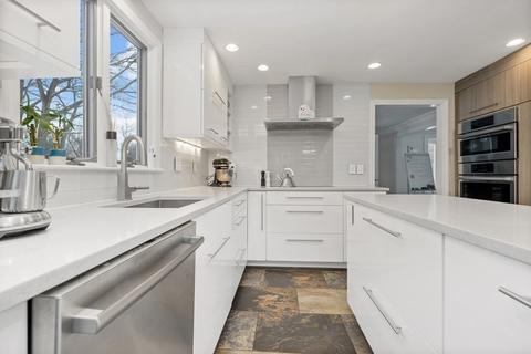 100 Manatee Rd, Hingham, MA 02043 photo 8