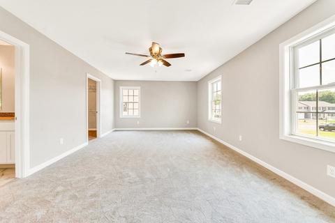 289 Gilbert Ave, Springfield, MA 01119 photo 10