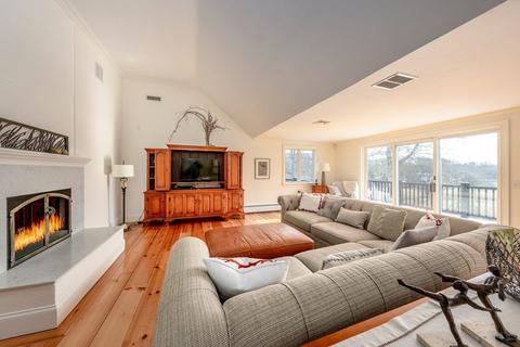 31 Cedar Point Cir, Barnstable, MA 02632 photo 11