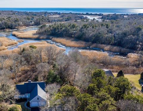 31 Cedar Point Cir, Barnstable, MA 02632 photo 1