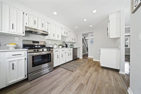99 Crane St, Dedham, MA 02026 photo 9