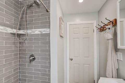 16 Curtis Rd, Saugus, MA 01906 photo 9