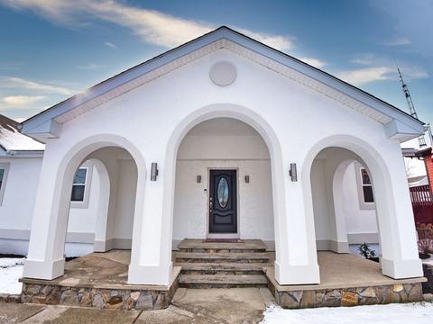 805 Warren St, Fall River, MA 02721 photo 2