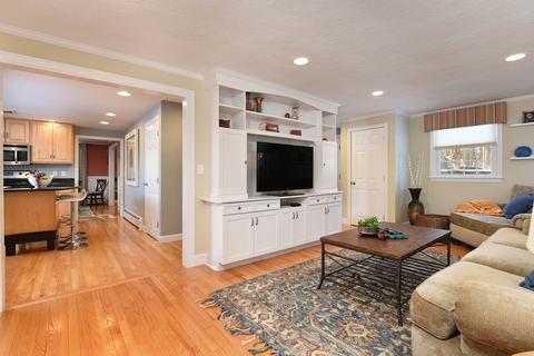 98 Laurel Dr, Needham, MA 02492 photo 9