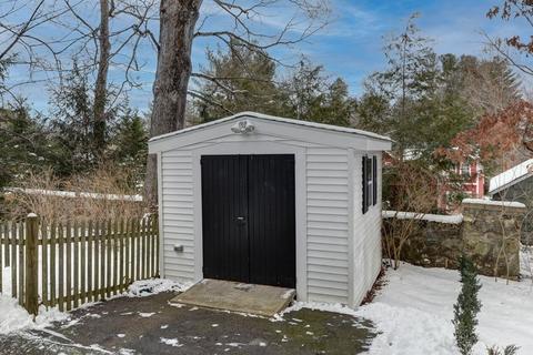 98 Laurel Dr, Needham, MA 02492 photo 36