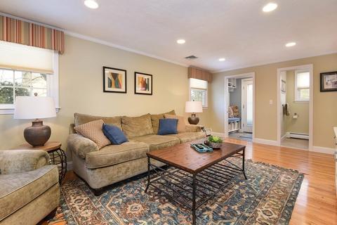 98 Laurel Dr, Needham, MA 02492 photo 8
