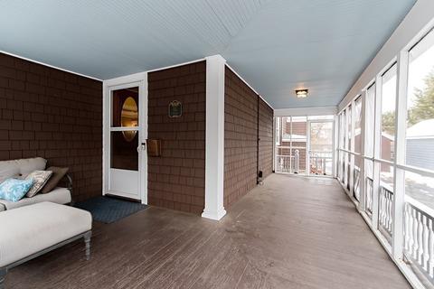 35 Riverside Pl, Walpole, MA 02081 photo 2