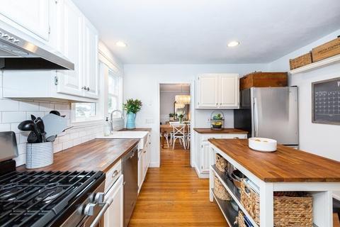 231 Appleton St, Arlington, MA 02476 photo 19