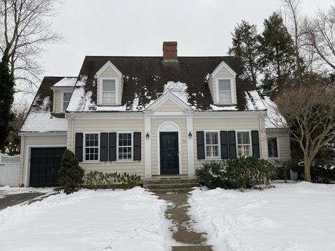 15 Beverly Rd, Wellesley, MA 02481 photo 1
